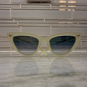 L.G.R Orchid Unisex Sunglasses 52/18/142